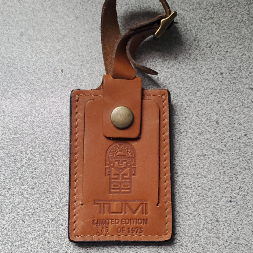 Tumi : Brown Leather Limited Edition Tag *Best Offer